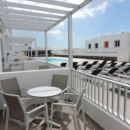 Apartment Gracioseros 106- 2 Bed-gr Floor-ac-uk Tv-wifi Puerto del Carmen (Lanzarote)