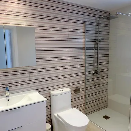 Gracioseros 106- 2 Bed-gr Floor-ac-uk Tv-wifi Puerto del Carmen (Lanzarote)